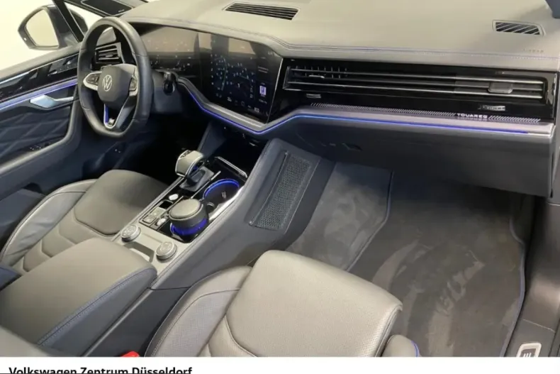 Volkswagen Touareg din 2025 cu 20.599 km - oferta VOL261079 - foto 16