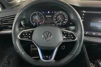 Volkswagen Touareg din 2022 cu 45.480 km - oferta VOL261080 - foto 14