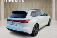 Volkswagen Touareg din 2024 cu 22.896 km - oferta VOL261083 - foto 3