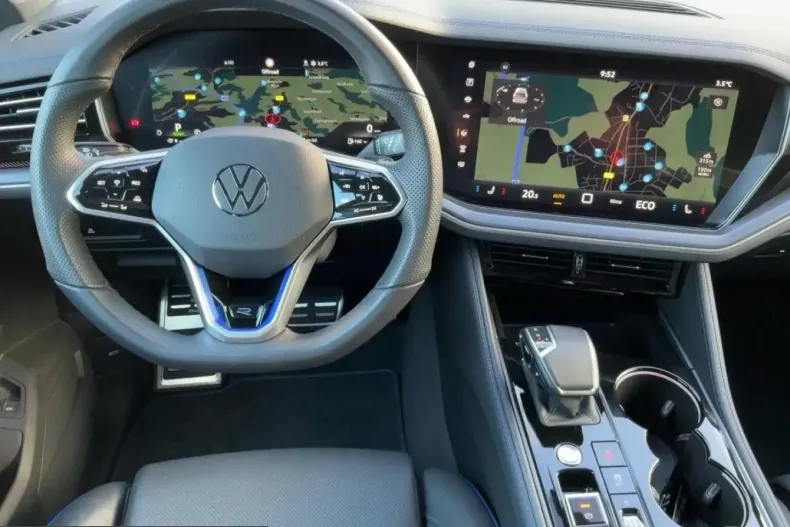 Volkswagen Touareg din 2024 cu 22.896 km - oferta VOL261083 - foto 8