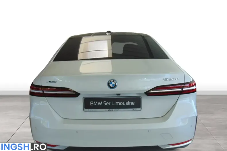 BMW 530 (Seria 5) din 2025 cu 9.728 km - oferta BMW261086 - foto 11