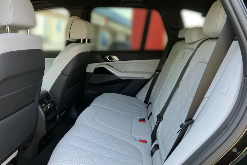 BMW X5 (Seria X) din 2025 cu 15.950 km - oferta BMW261117 - foto 10