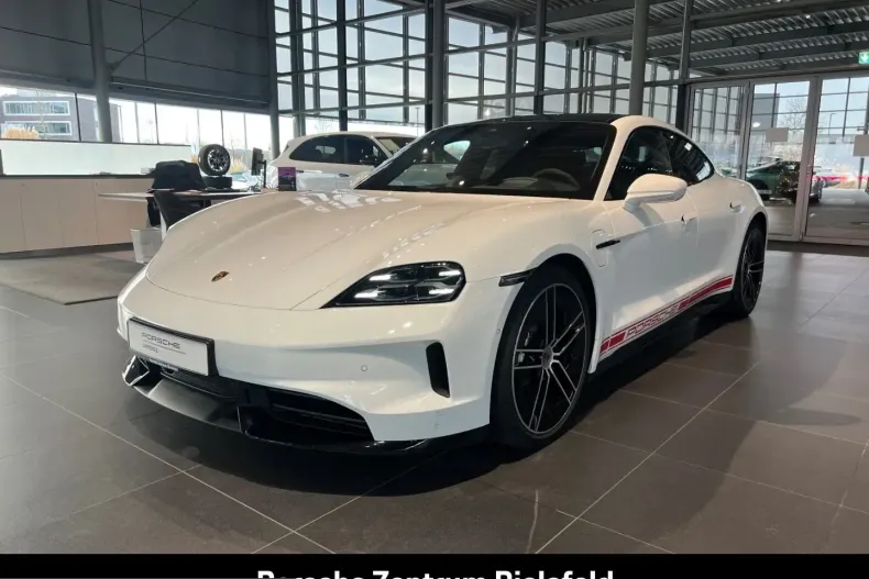 Porsche Taycan din 2025 cu 3.013 km - oferta POR261120 - foto 1