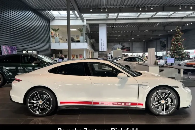 Porsche Taycan din 2025 cu 3.013 km - oferta POR261120 - foto 7