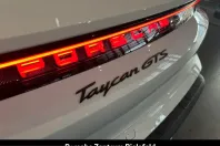 Porsche Taycan din 2025 cu 3.013 km - oferta POR261120 - foto 17
