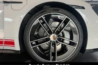 Porsche Taycan din 2025 cu 3.013 km - oferta POR261120 - foto 19