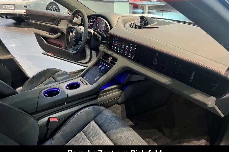 Porsche Taycan din 2025 cu 3.013 km - oferta POR261120 - foto 35