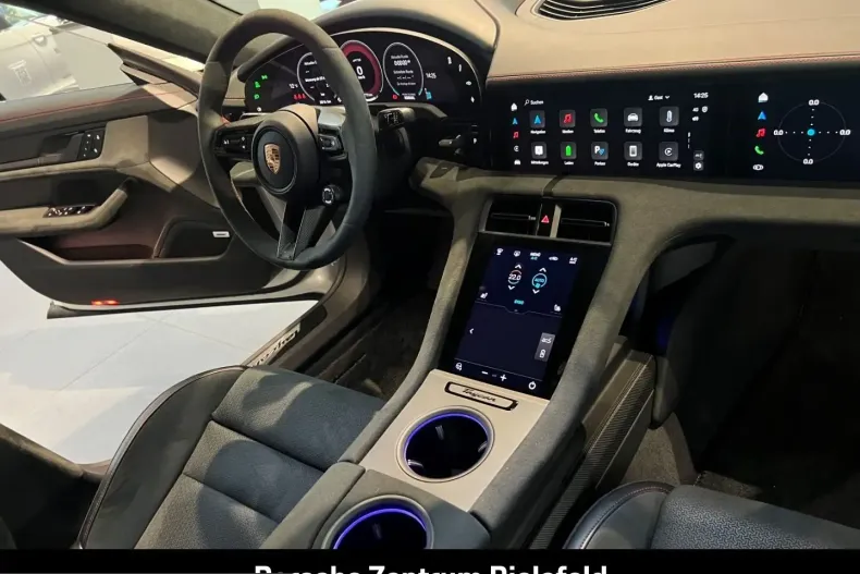 Porsche Taycan din 2025 cu 3.013 km - oferta POR261120 - foto 36