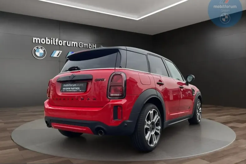 MINI Countryman din 2024 cu 8.497 km - oferta MIN261121 - foto 2