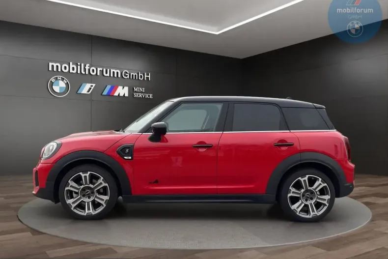 MINI Countryman din 2024 cu 8.497 km - oferta MIN261121 - foto 6