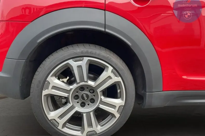 MINI Countryman din 2024 cu 8.497 km - oferta MIN261121 - foto 23