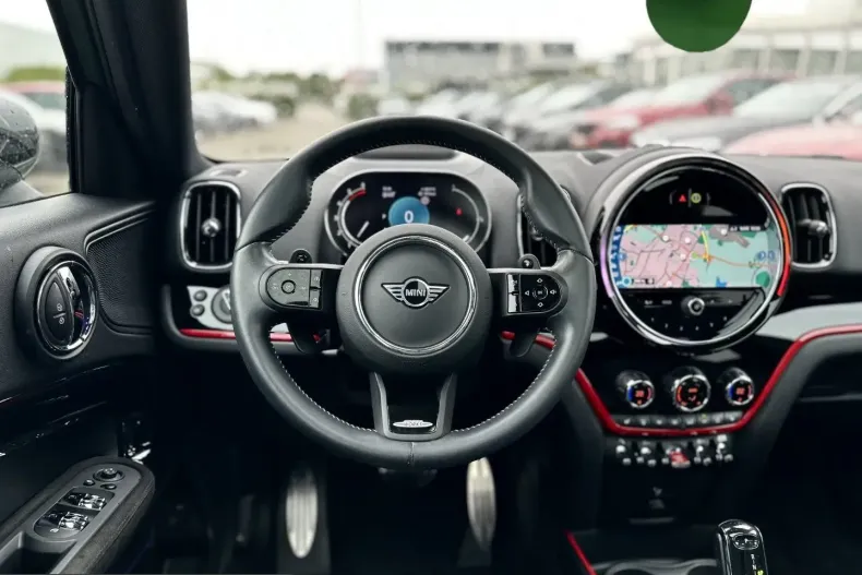MINI Cooper SD Countryman din 2023 cu 43.990 km - oferta MIN261124 - foto 18