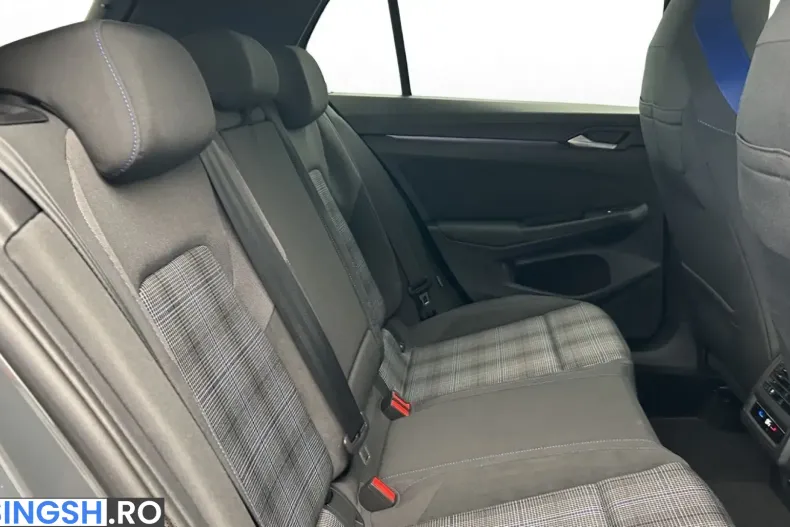 Volkswagen Golf din 2025 cu 13.130 km - oferta VOL261131 - foto 8