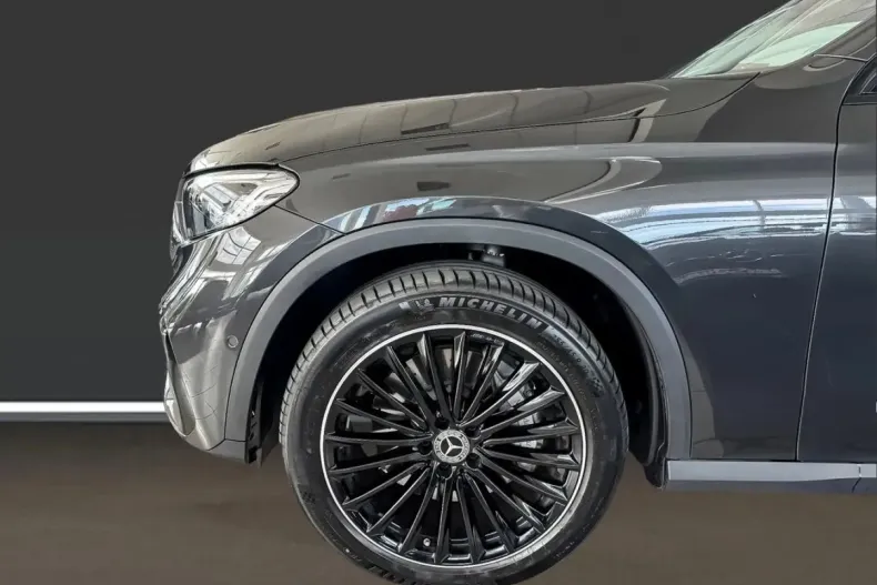 Mercedes-Benz GLC 200 (Clasa GLC) din 2024 cu 14.900 km - oferta MER261146 - foto 19