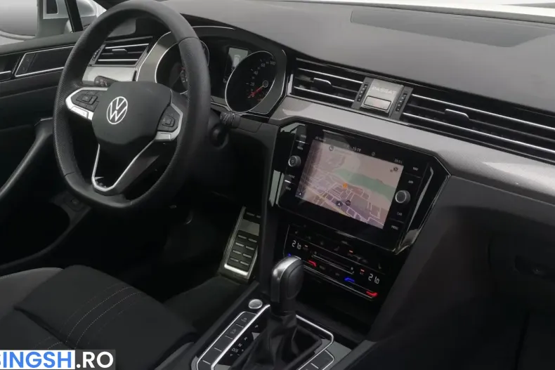 Volkswagen Passat Alltrack din 2023 cu 73.702 km - oferta VOL261166 - foto 11