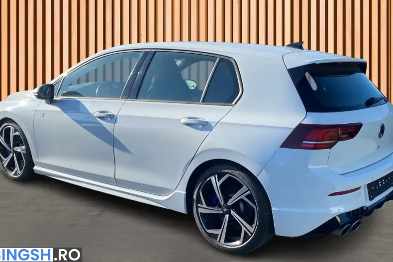 Volkswagen Golf din 2025 cu 19.805 km - oferta VOL261169 - foto 3