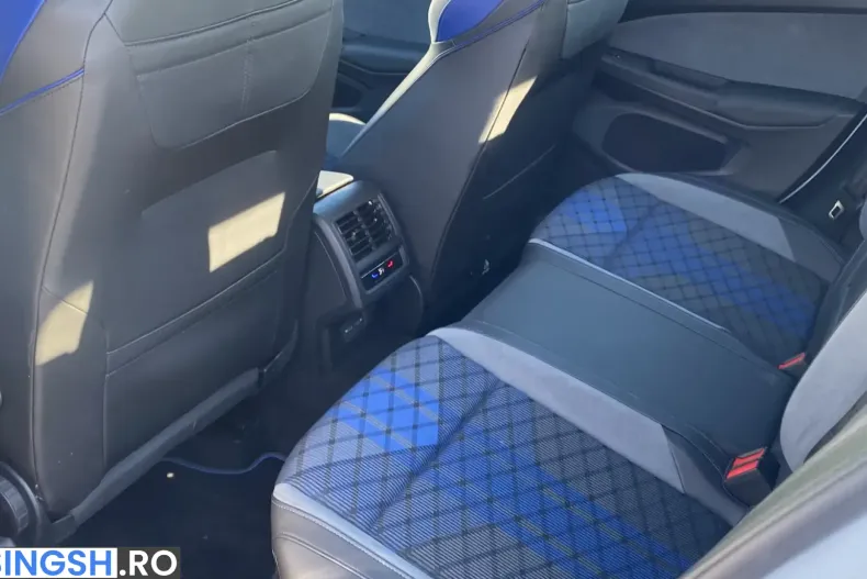 Volkswagen Golf din 2025 cu 19.805 km - oferta VOL261169 - foto 8
