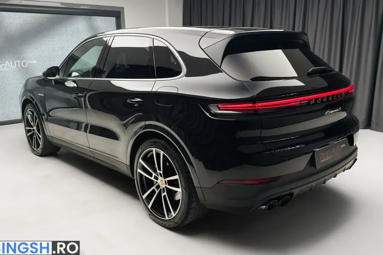 Porsche Cayenne din 2024 cu 96.976 km - oferta POR261174 - foto 3