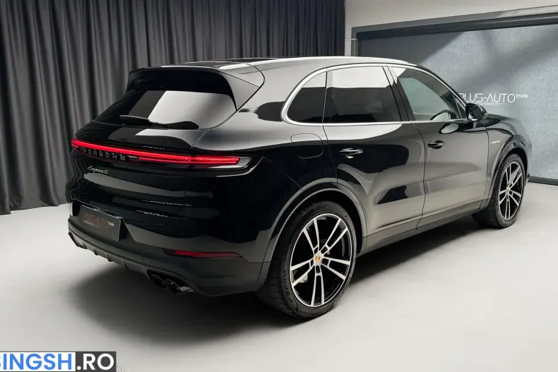 Porsche Cayenne din 2024 cu 96.976 km - oferta POR261174 - foto 4