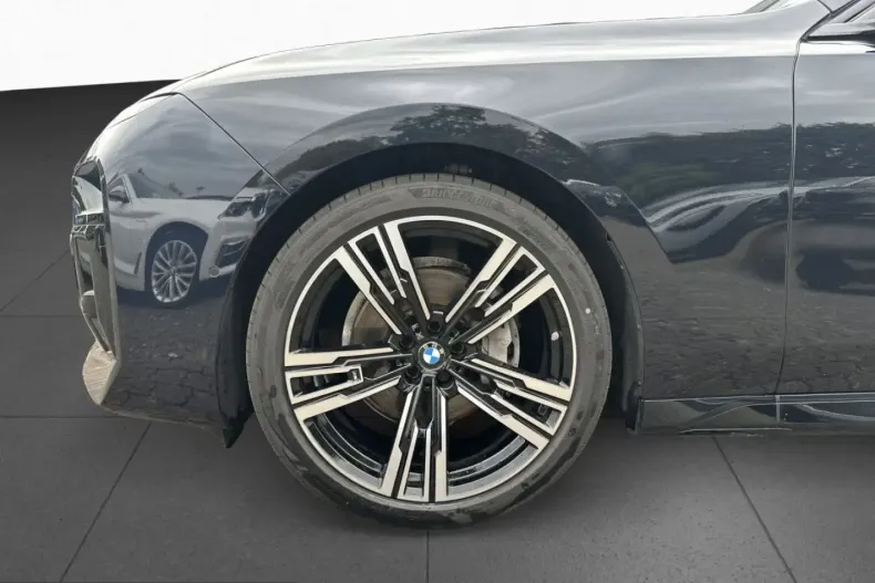 BMW 740 (Seria 7) din 2025 cu 20.204 km - oferta BMW261175 - foto 13