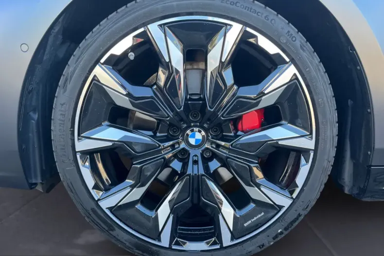 BMW 520 (Seria 5) din 2025 cu 24.990 km - oferta BMW261178 - foto 8