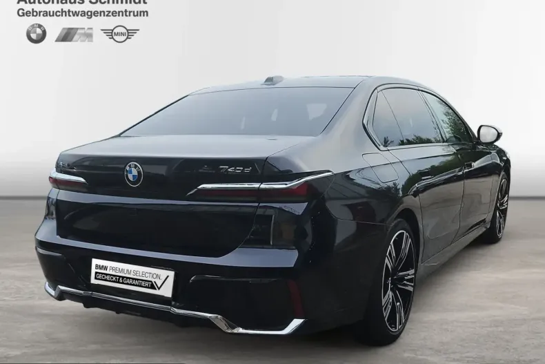 BMW 740 (Seria 7) din 2025 cu 20.919 km - oferta BMW261179 - foto 5