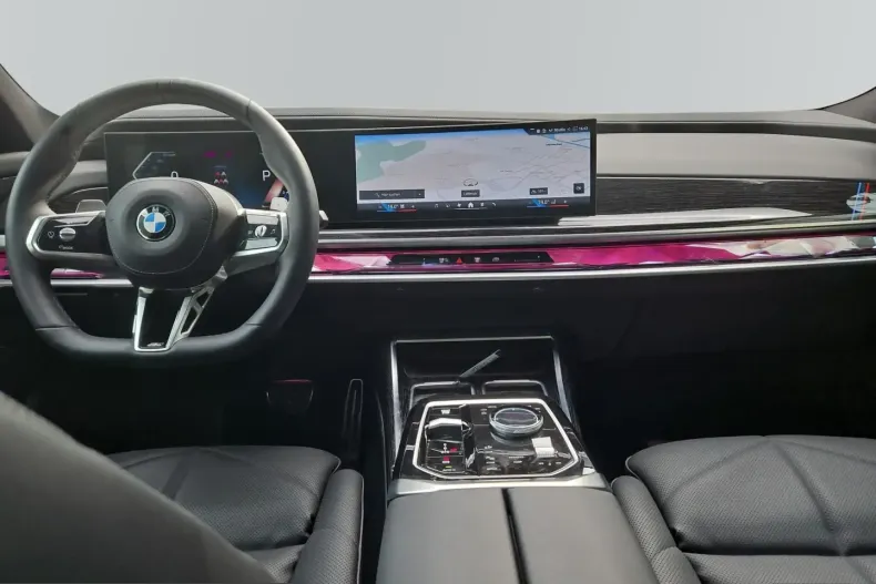 BMW 740 (Seria 7) din 2025 cu 20.919 km - oferta BMW261179 - foto 12