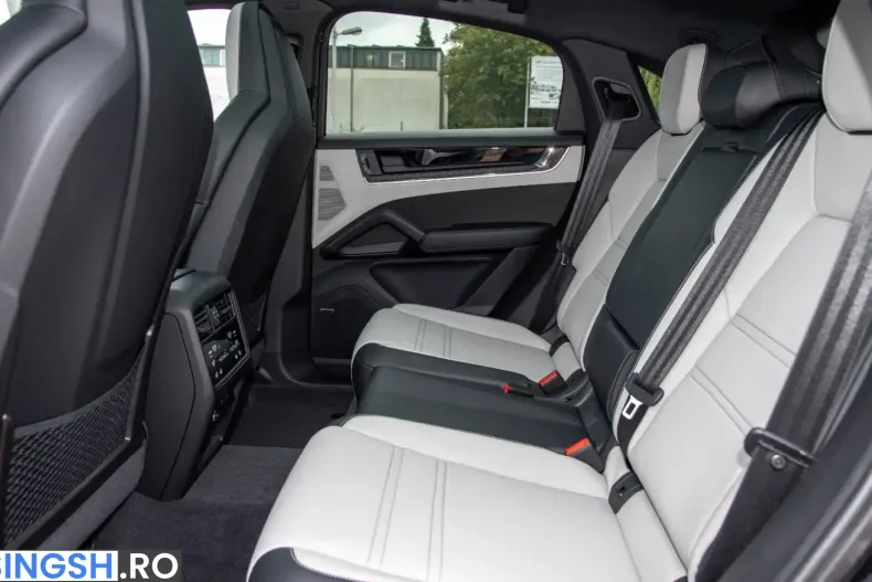 Porsche Cayenne din 2026 cu 51 km - oferta POR261189 - foto 9