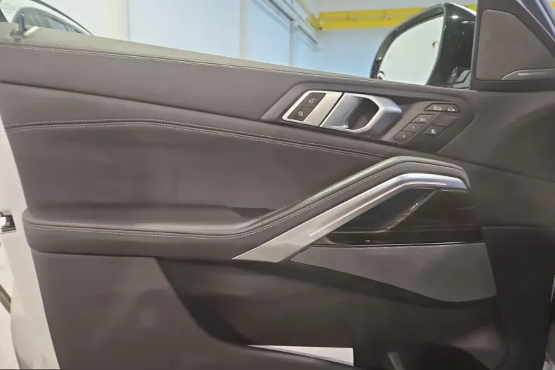 BMW X6 (Seria X) din 2025 cu 20.132 km - oferta BMW261206 - foto 14