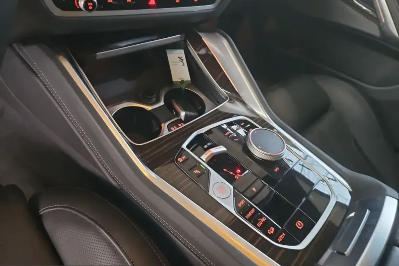 BMW X6 (Seria X) din 2025 cu 20.132 km - oferta BMW261206 - foto 18