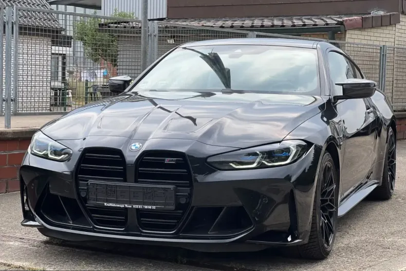 BMW M4 (Seria 4) din 2023 cu 40.000 km - oferta BMW261246 - foto 1