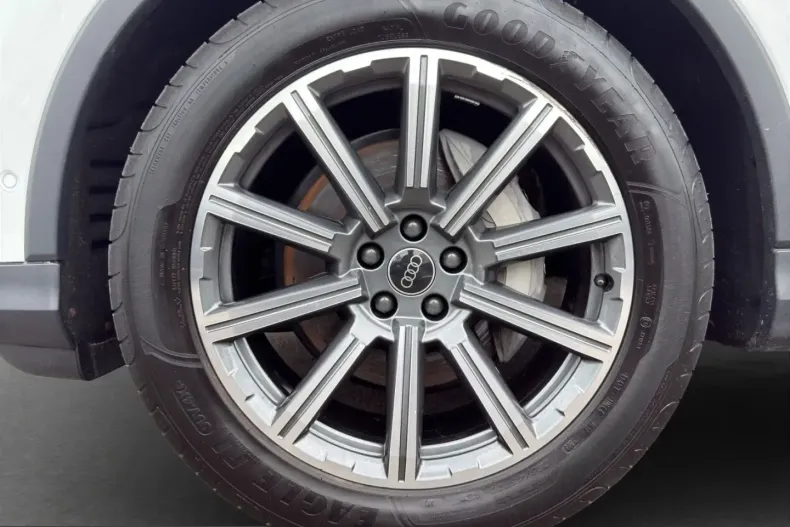 Audi Q7 din 2023 cu 42.100 km - oferta AUD261247 - foto 6