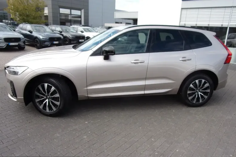 Volvo XC60 din 2023 cu 43.000 km - oferta VOL261259 - foto 3