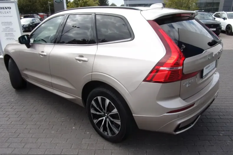 Volvo XC60 din 2023 cu 43.000 km - oferta VOL261259 - foto 6