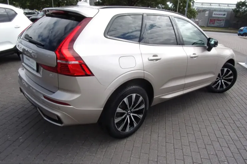 Volvo XC60 din 2023 cu 43.000 km - oferta VOL261259 - foto 9