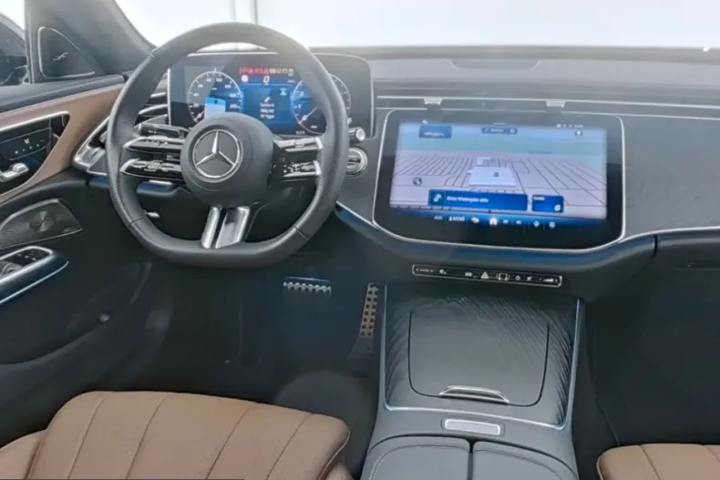 Mercedes-Benz E 450 (Clasa E) din 2025 cu 15.753 km - oferta MER261279 - foto 6