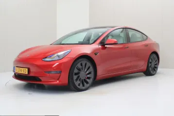 Tesla Model 3 din 2021 - oferta TES261281