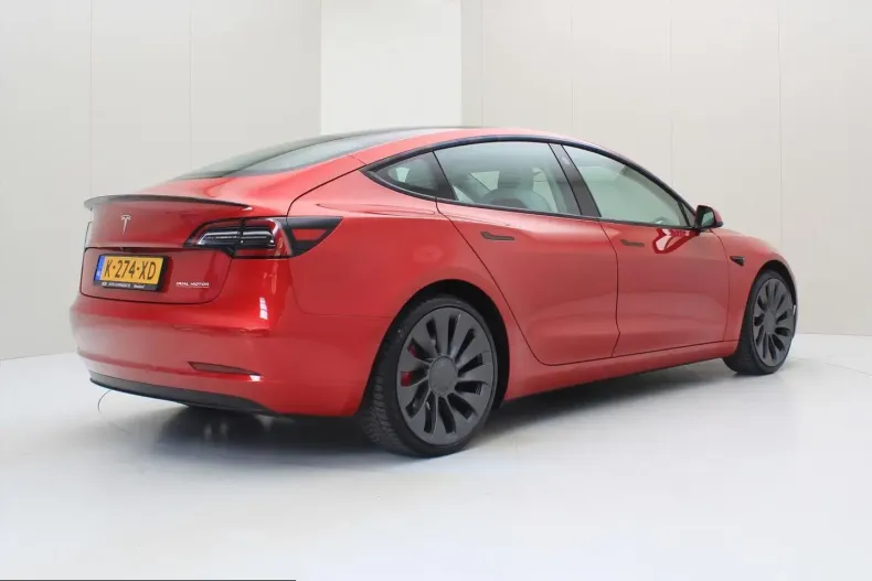Tesla Model 3 din 2021 cu 95.528 km - oferta TES261281 - foto 2