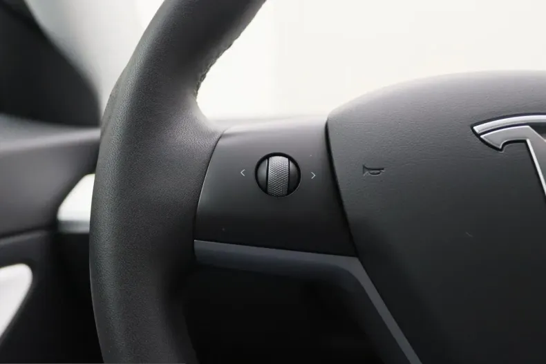 Tesla Model 3 din 2021 cu 95.528 km - oferta TES261281 - foto 21