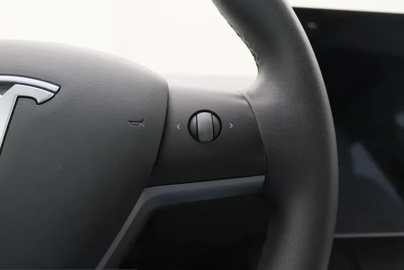 Tesla Model 3 din 2021 cu 95.528 km - oferta TES261281 - foto 22