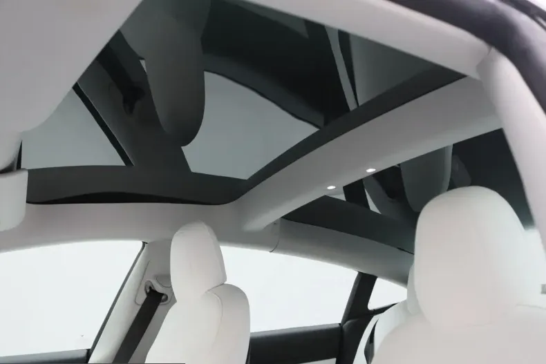 Tesla Model 3 din 2021 cu 95.528 km - oferta TES261281 - foto 34
