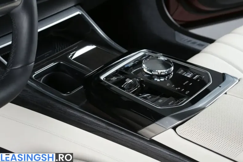 BMW i7 (Seria 7) din 2025 cu 3.300 km - oferta BMW261282 - foto 8