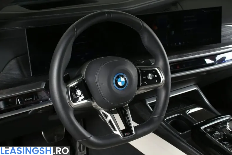 BMW i7 (Seria 7) din 2025 cu 3.300 km - oferta BMW261282 - foto 12