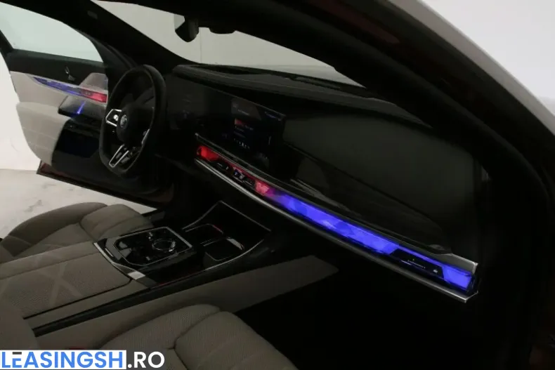 BMW i7 (Seria 7) din 2025 cu 3.300 km - oferta BMW261282 - foto 27