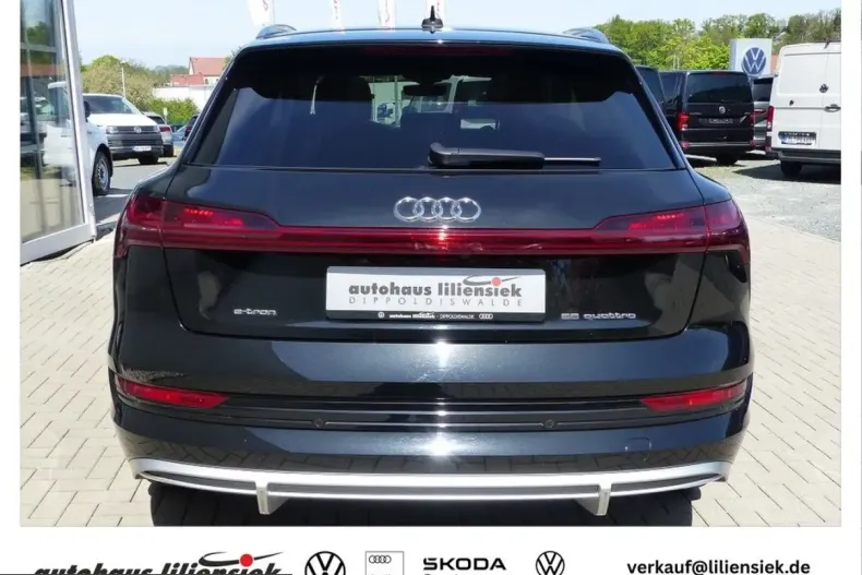 Audi e-tron din 2022 cu 67.840 km - oferta AUD261337 - foto 9