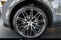 Porsche Macan din 2024 cu 25.400 km - oferta POR261353 - foto 9