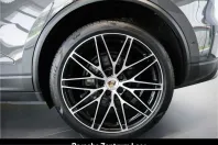 Porsche Macan din 2024 cu 25.400 km - oferta POR261353 - foto 10