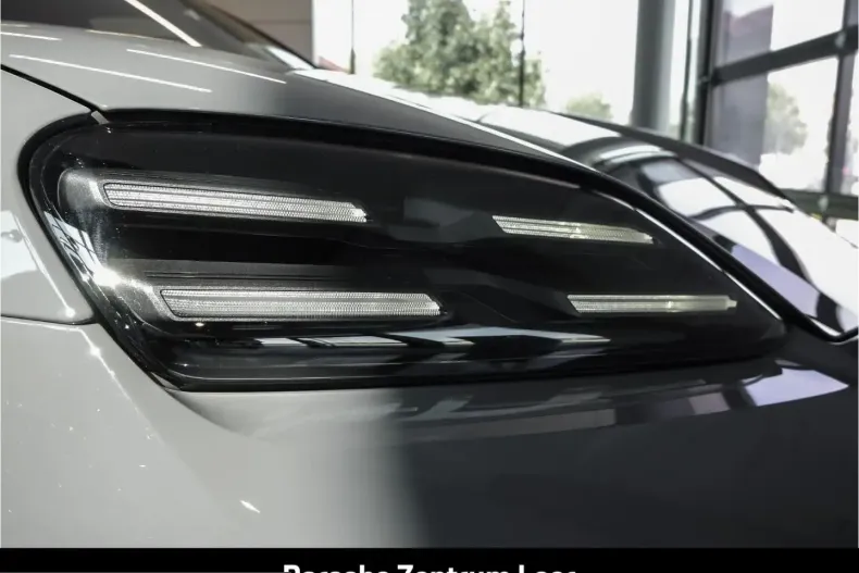 Porsche Macan din 2024 cu 25.400 km - oferta POR261353 - foto 13