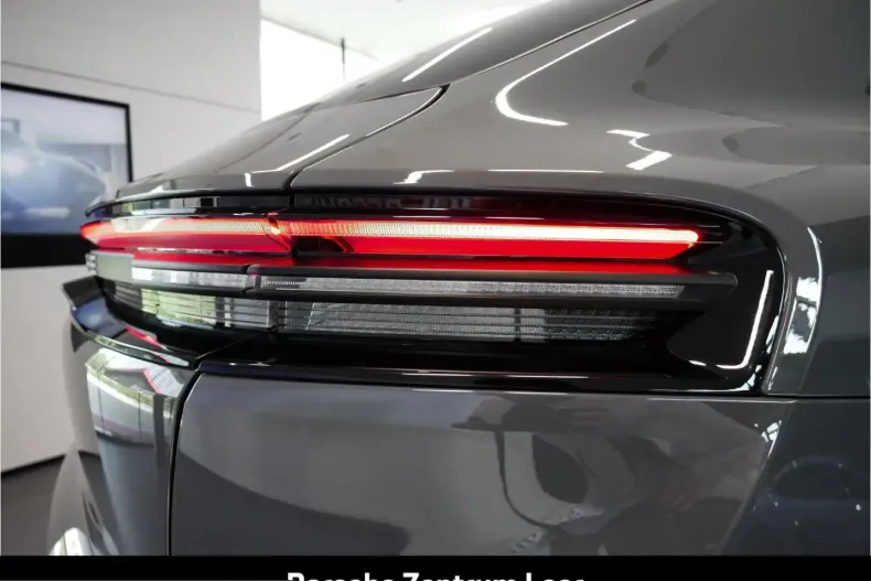 Porsche Macan din 2024 cu 25.400 km - oferta POR261353 - foto 14