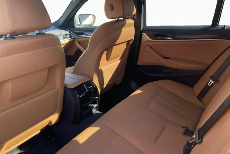 BMW 540 (Seria 5) din 2023 cu 73.803 km - oferta BMW261378 - foto 11